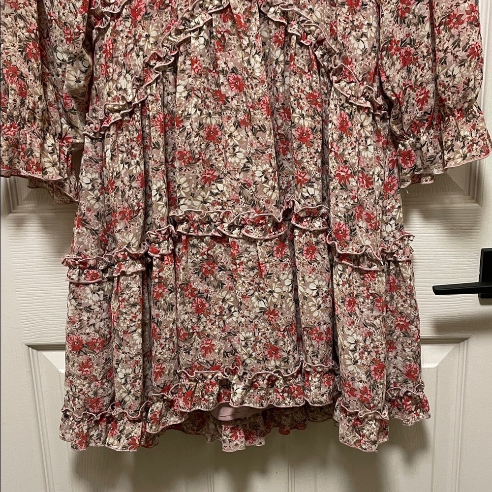 Apricot | Floral | Ruffle | Tiered | V-Neck | Long Sleeve | Mini Dress | Size 8 - Picture 4 of 16